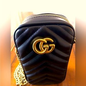GG Leather Bag! Gold chain!